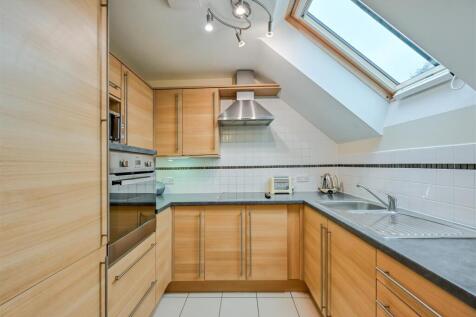 18 Bluebell Court-11.jpg