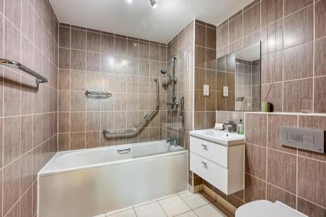 18 Bluebell Court-04.jpg