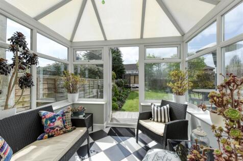 24 Queens Gardens-conservatory.jpg