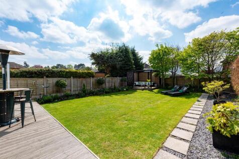 24 Queens Gardens-garden2.jpg