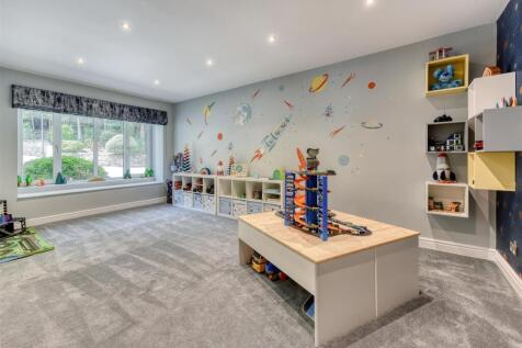 Orchard House-playroom1.jpg