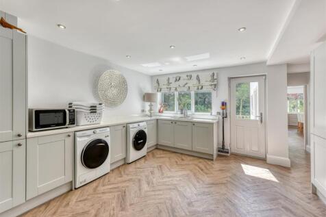 Orchard House-laundry.jpg