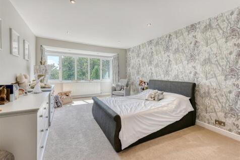 Orchard House-bed3.jpg