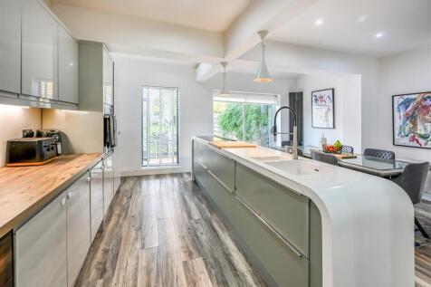 24 Wychbury Road-07.jpg