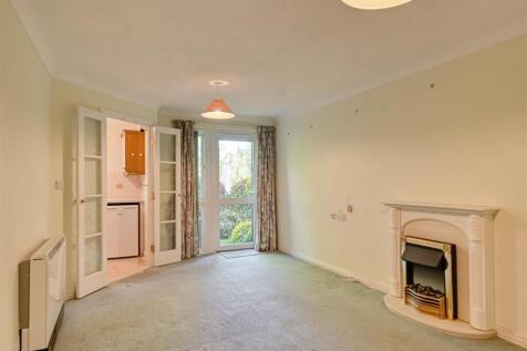 1 Lavington Court-13.jpg