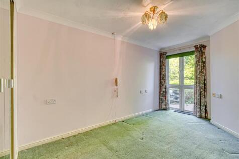 1 Lavington Court-12.jpg