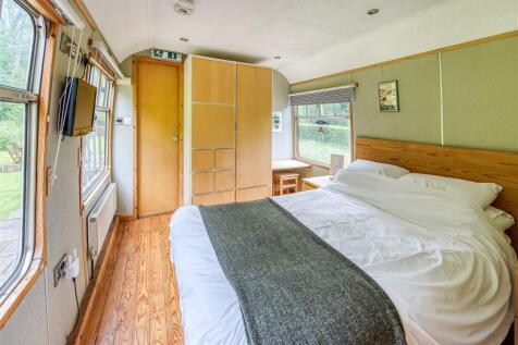 Station House-carriage2-6.jpg