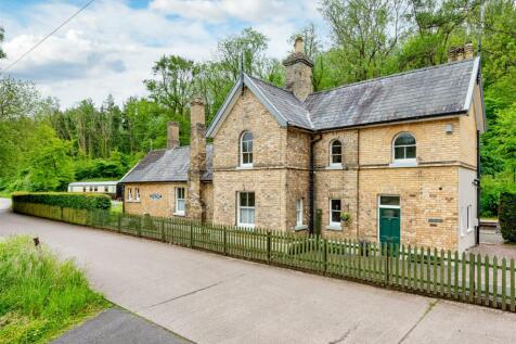 Station House-externals-7.jpg