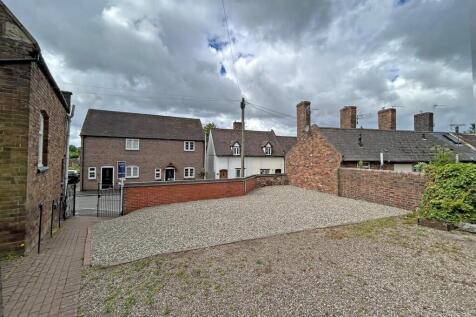 4 Listley Court-2.jpg
