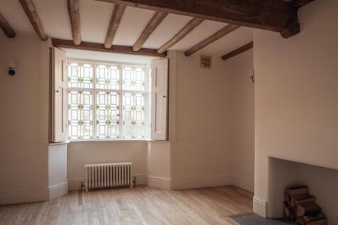 ManorHouse-SittingRoom.jpg
