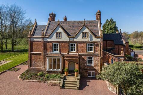 Old Manor House-APR25-Drone-08.jpg