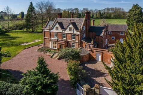 Old Manor House-APR25-Drone-23.jpg