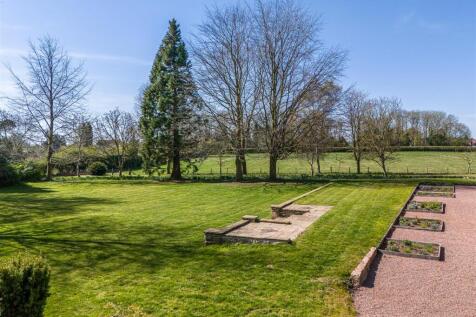 Old Manor House-APR25-Drone-06.jpg