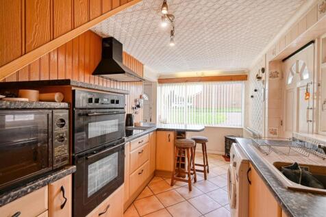 3 Bredon Close-09.jpg