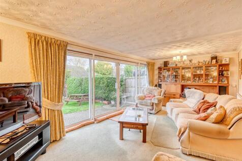 3 Bredon Close-05.jpg
