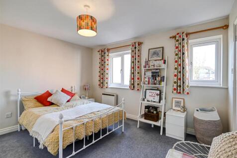 8 Danesbrook-12.jpg