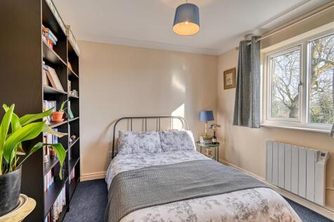 8 Danesbrook-18.jpg