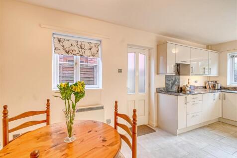 Thornfield-04.jpg