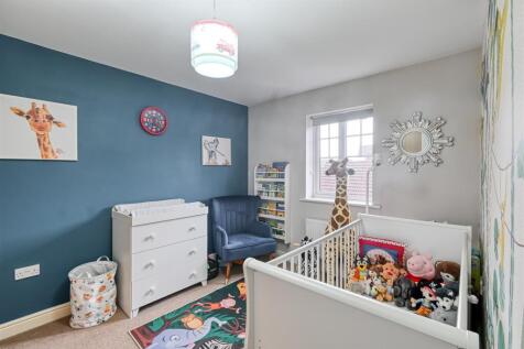13 Hazledine Way-15.jpg