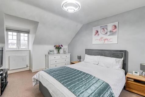 13 Hazledine Way-05.jpg