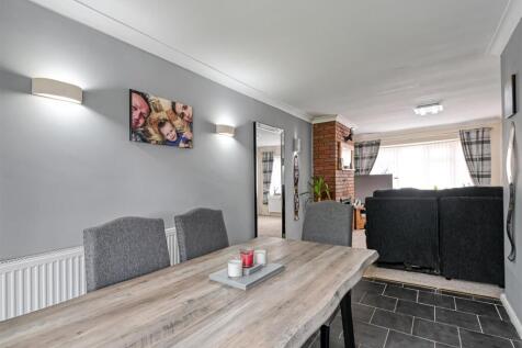 16 Dunval Road-07.jpg
