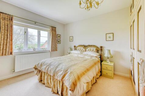 Beech House-bed1b.jpg