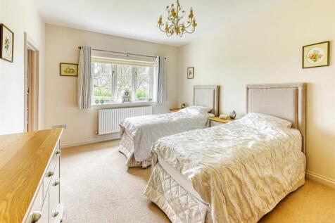 Beech House-bed2.jpg
