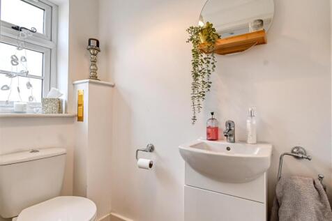 45b Listley Street-01.jpg