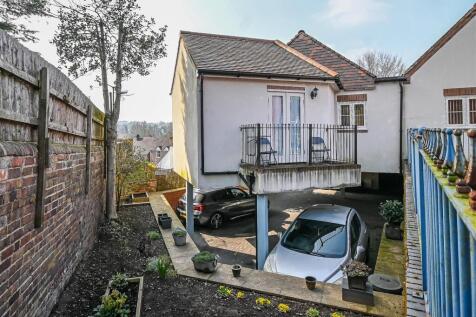 51 Whitburn Street-16.jpg