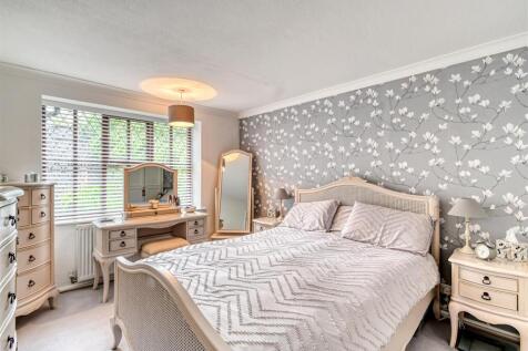 1 Manor House Close-16.jpg