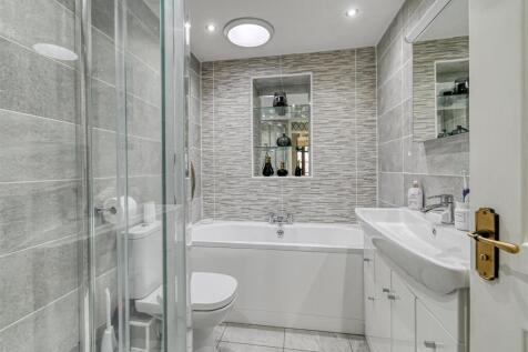 1 Manor House Close-15.jpg