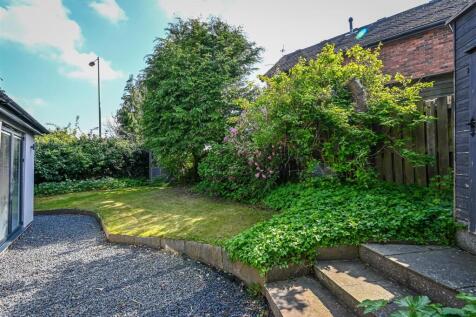 1 Manor House Close-29.jpg