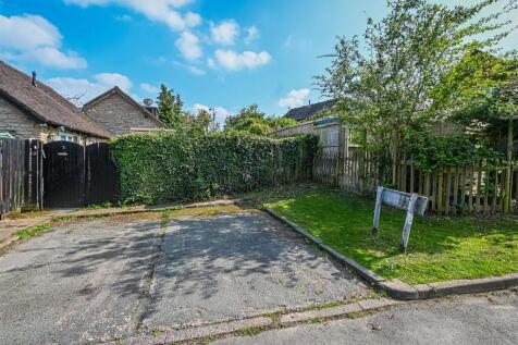 1 Manor House Close-24.jpg