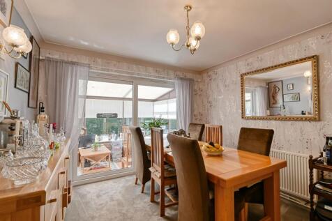 6 Church Meadow-11.jpg