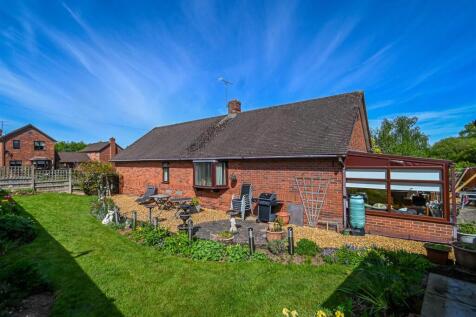 6 Church Meadow-22.jpg