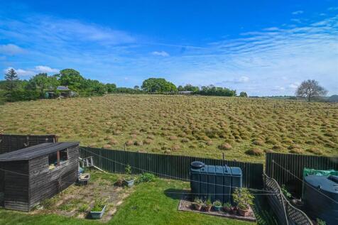7 Brown Clee Road-18.jpg