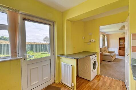 7 Brown Clee Road-02.jpg