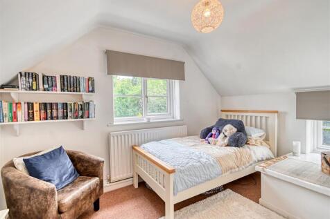 13 Hillside-11.jpg