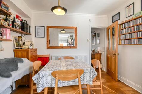 8 Cliff Road-08.jpg