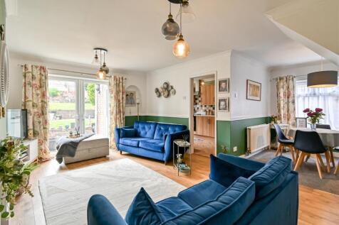 30 Greenway Avenue-02.jpg