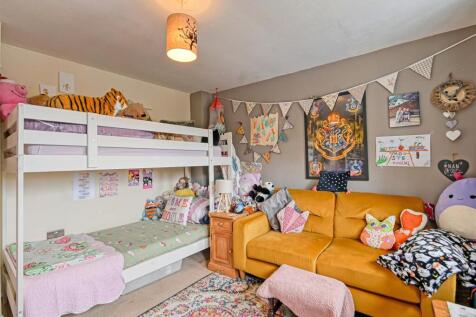 10 Hazel View-13.jpg