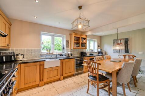 Sunnybank, 8 Hill End-05.jpg