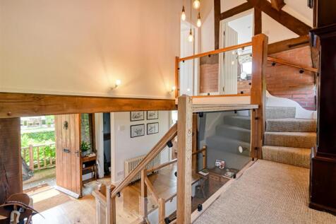 Mor Brook Barn-20.jpg