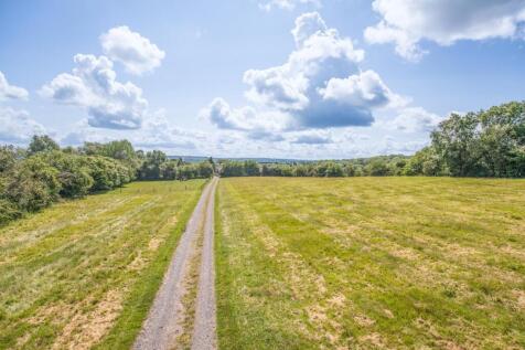 Monmoor Farm (17).jpeg