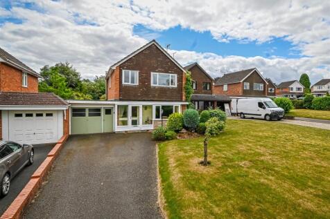 12 Rosemount Gardens-19.jpg