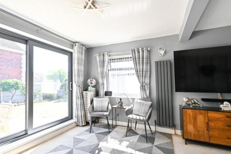 48 Hazelwells-06.jpg