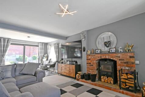 48 Hazelwells-07.jpg