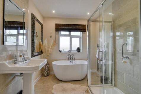 4 Cliff Gardens-03.jpg