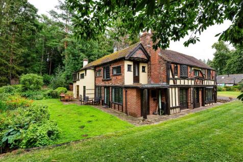 Evelith Mill Cottage-external-09.jpg