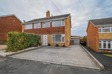 42 Duchess Drive-15.jpg